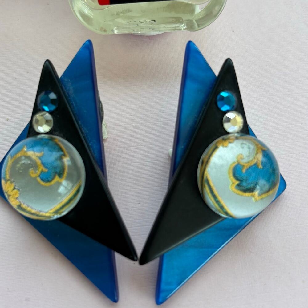 Vintage 1980s GEOMETRIC Plastic Rhinestone Pierced Earrings
